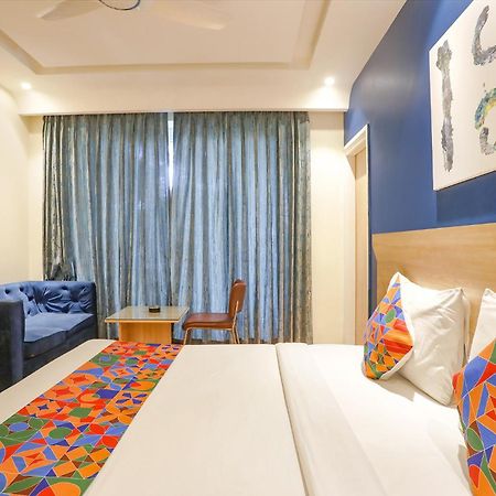 Fabhotel Jhs Studio Gurgaon Dış mekan fotoğraf